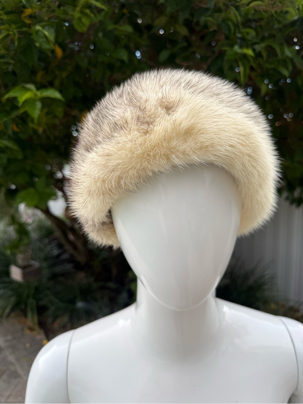 Vintage Saks Fifth Avenue Cross Mink Fur Hat 1950s 1960s Mid Century